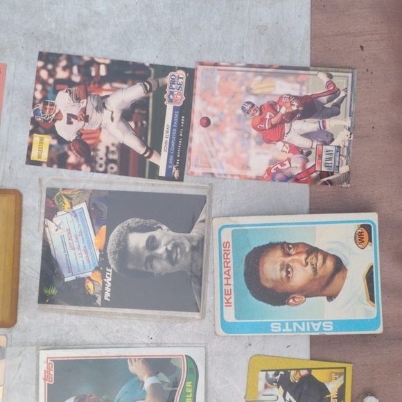Vintage Football Trading Card Collection - Picture 3 of 5